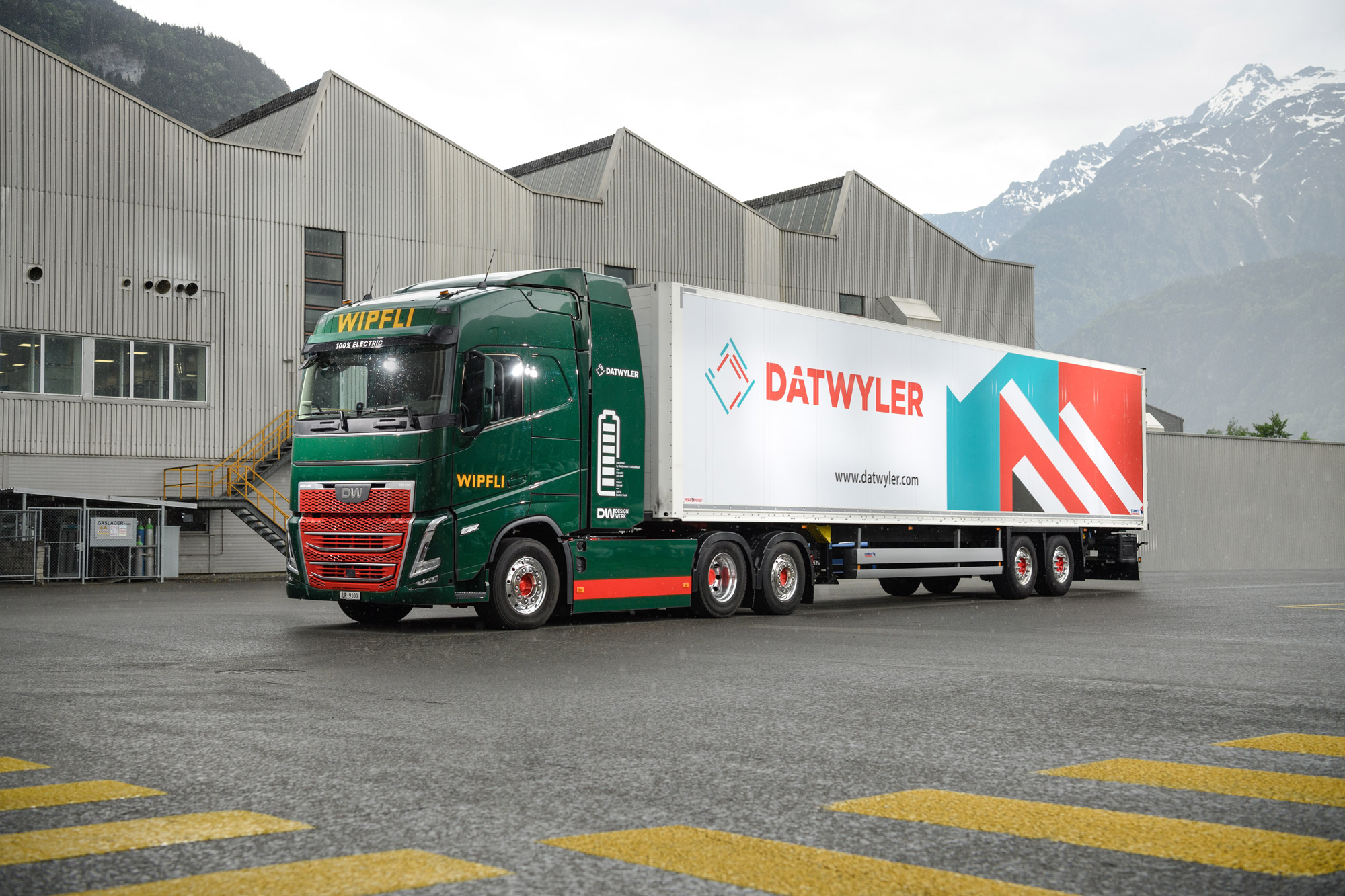 E-trucks on the road for Datwyler.